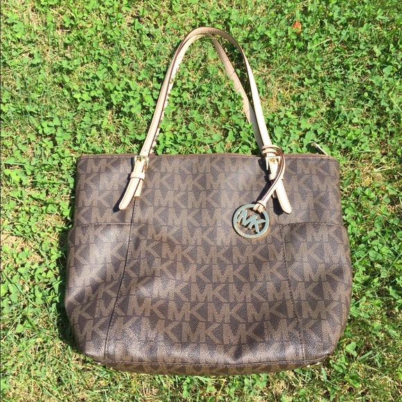 Beautiful Brown‎ Michael Kors Purse - Picture 1 of 6
